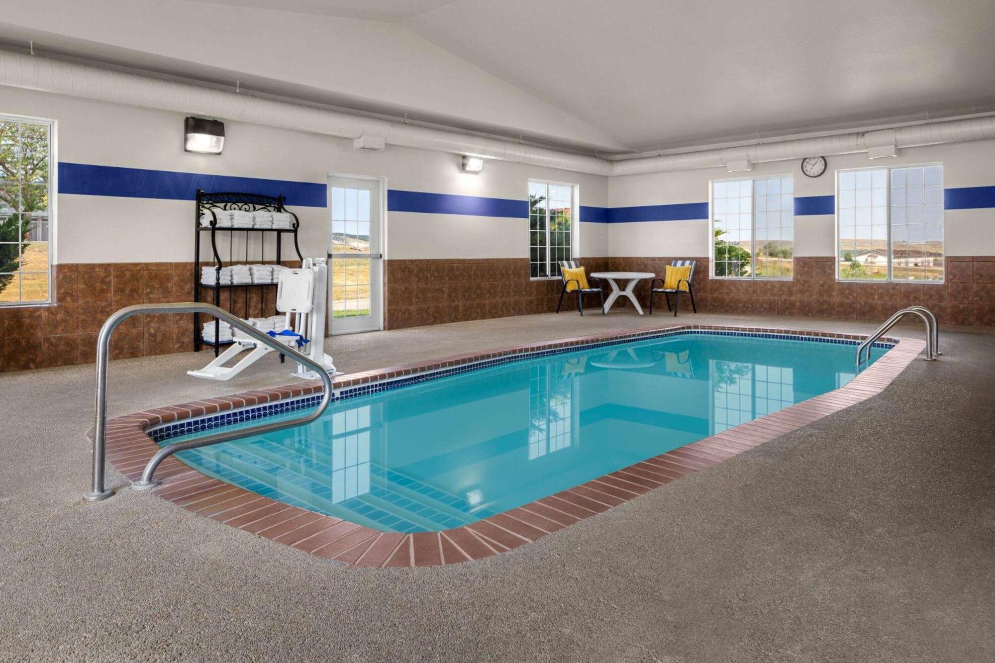 Microtel Inn & Suites By Wyndham Rapid City Kültér fotó
